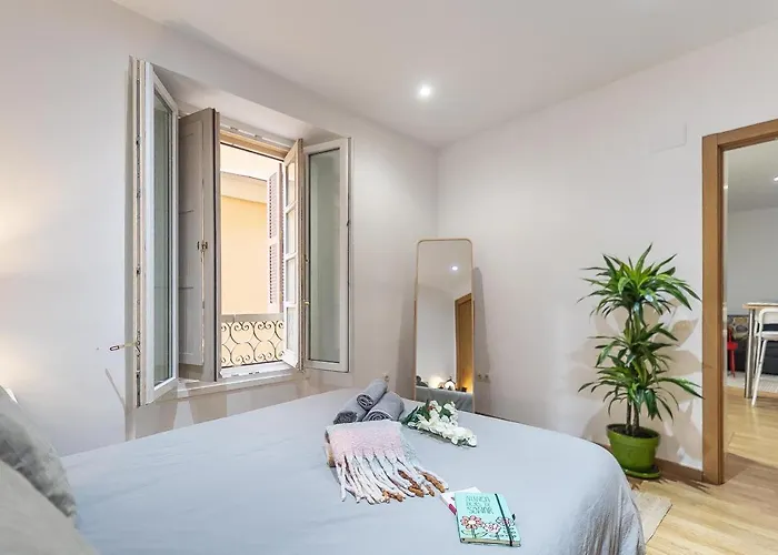 Apartment At Mitjana Plaza *